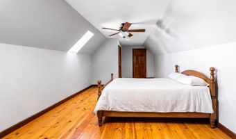 15 Fairfax St, Bangor, ME 04401