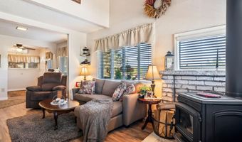 66260 Rebecca Ln, Bend, OR 97703
