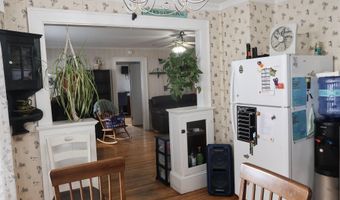 4 Amherst St, Augusta, ME 04330