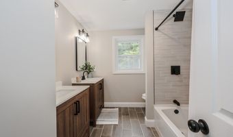 157 Hooksett Rd, Auburn, NH 03032