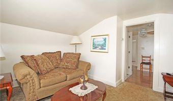 563 Aquidneck Ave, Middletown, RI 02842