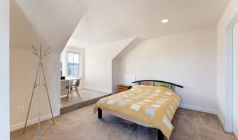 22477 FOUNDATION Dr, Ashburn, VA 20148