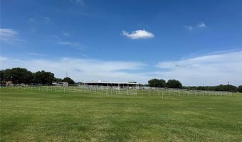 125 B Rolling Bend Rd, Alvord, TX 76225