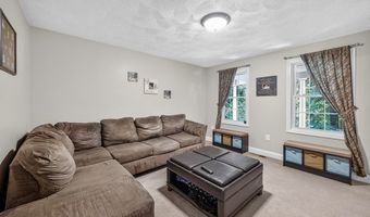 40 Adelman Rd, Billerica, MA 01821