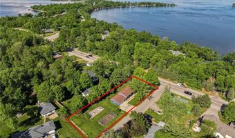 102 Ross Gdn NW, Alexandria, MN 56308