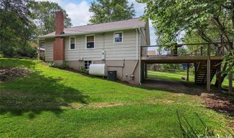 73 Fair Oaks Rd, Arden, NC 28704