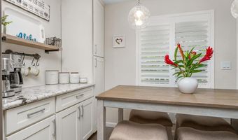 140 UWAPO Rd 58-204, Kihei, HI 96753