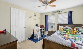 136 Corporate Pl, Middletown, RI 02842