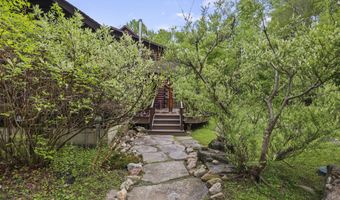 236 Surriner Rd, Becket, MA 01223