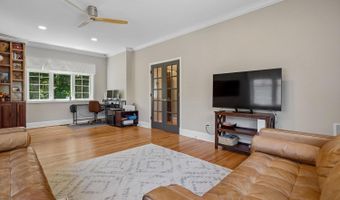 3536 N DICKERSON St, Arlington, VA 22207