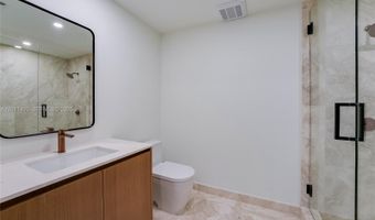1177 Kane Concourse 405, Bay Harbor Islands, FL 33154