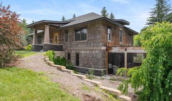 5546 Valley Rd, Alanson, MI 49706