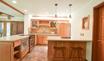 2175 Tolman Creek Rd, Ashland, OR 97520