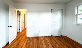 8 Burmont Ct, Utica, NY 13502