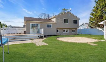 1233 Pacific Ave, Beachwood, NJ 08722