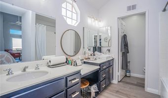 6117 E Garnet Cir, Anaheim, CA 92807