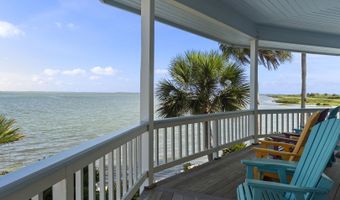 140 BAY HARBOR Dr, Aransas Pass, TX 78336