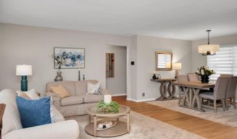 749 Park Ave, Belford, NJ 07718