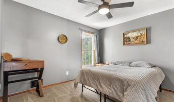 15641 Flight Ln, Apple Valley, MN 55124