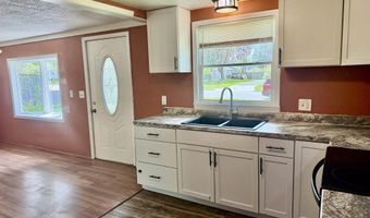 136 W Elizabeth St, Alma, MI 48801