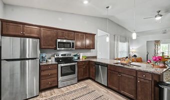 1547 Arrow Dr, Ashland, OH 44805