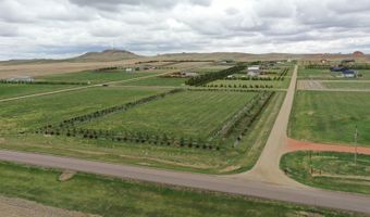 906 7th St NW, Bowman, ND 58623