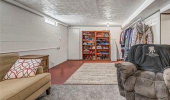 584 Stanley Rd, Akron, OH 44312