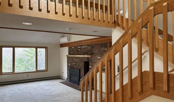 20 Merrill Rd, Campton, NH 03223