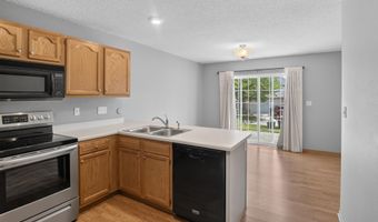 4146 Eisenhower Ln 4, Ames, IA 50010