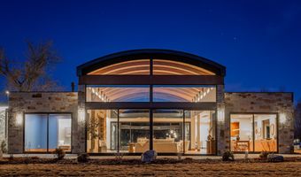 557 Wyatt Ln, Gardnerville, NV 89460