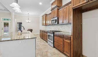 8127 Valencia Ct, Baton Rouge, LA 70820