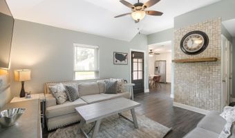 17129 Lake Park Ave, Baton Rouge, LA 70816
