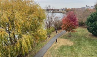 20590 CORNSTALK Ter #302, Ashburn, VA 20147