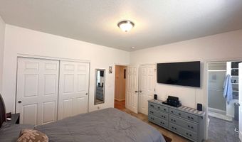 5782 MONTCLAIRE Way, Springfield, OR 97478