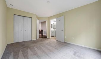 30- A HEARTHSTONE Ct A, Annapolis, MD 21403