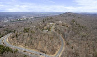 15 Parsons Way, Avon, CT 06001