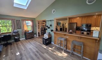 19 Park Lane Dr, Athens, OH 45701