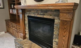 39081 Greenwood Ln, Aberdeen, SD 57401