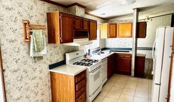 21 Brighton Rd, Athens, ME 04912