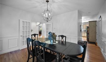 2 Scenic Ridge Ct, Coventry, RI 02816