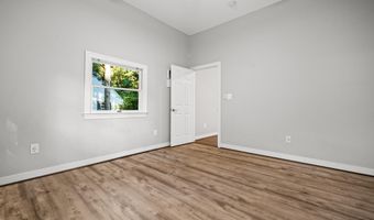 8721 WATERFORD Rd, Alexandria, VA 22308