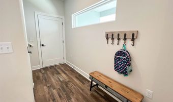 433 E Douglas Ave, Andover, KS 67002