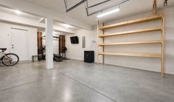 16030 Craig St, Basehor, KS 66007