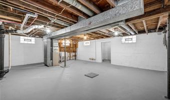 896 Indian Trl, Akron, OH 44314