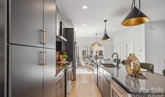 910 Van Every St, Charlotte, NC 28205
