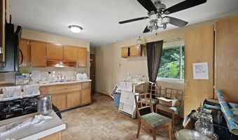 9 Kiefer Ct, Beech Grove, IN 46107