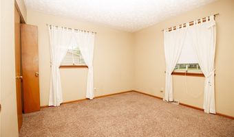 2505 Vollmer Dr, Austintown, OH 44511
