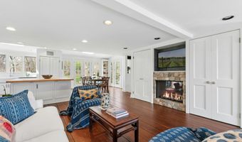 561 Middlesex Rd, Darien, CT 06820