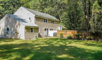 13 B Deerwood Dr 13B, Amherst, NH 03031