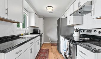 2120 1st Ave SE, Austin, MN 55912